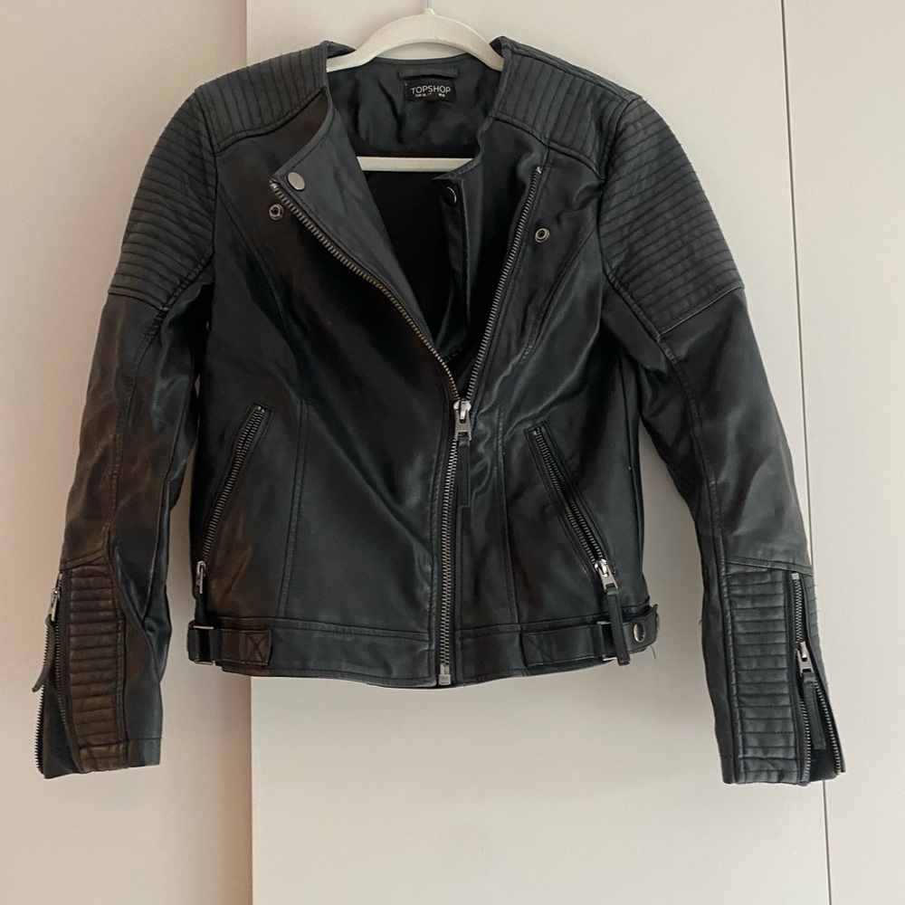 TOPSHOP LEATHER JACKET